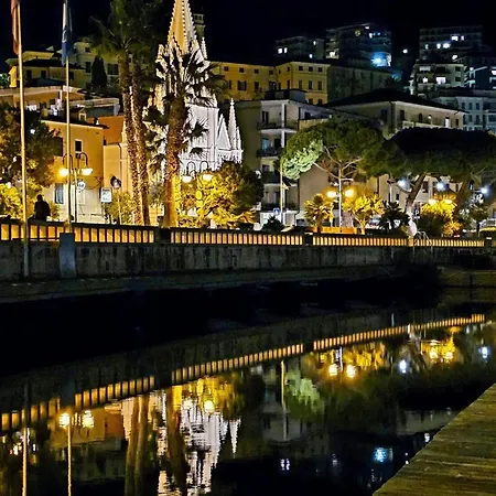 Casa Elisa 度假居 *